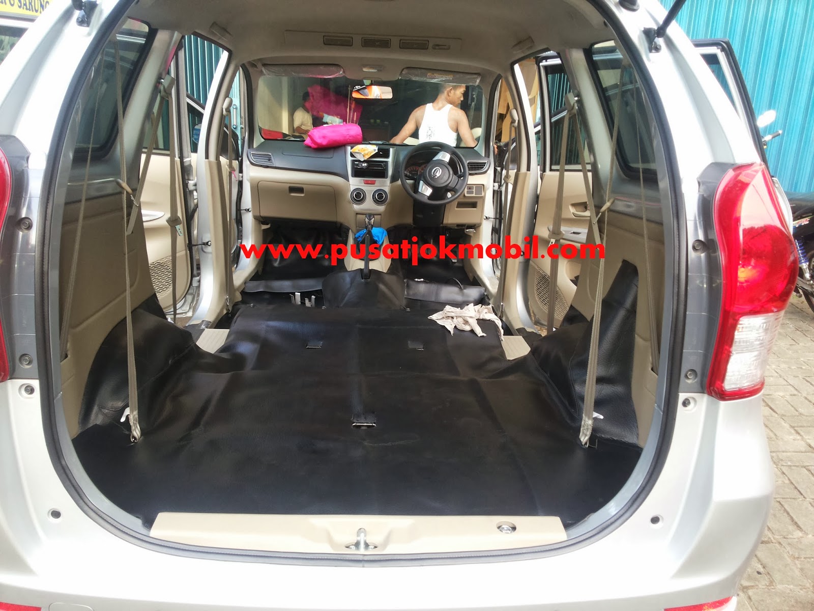 jual sarung jok mobil siap kirim ke seluruh indonesia