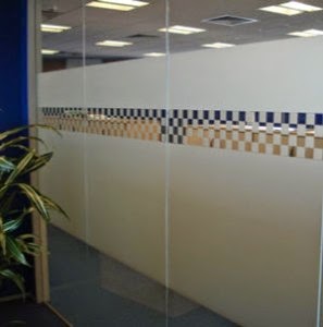 Desain Stiker Partisi Kantor Yang Ciamik