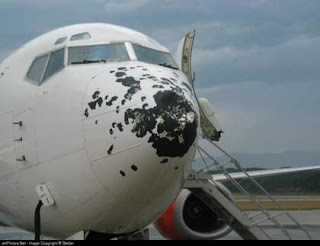 Objek apakah yang menabrak boeing 757 Air China??
