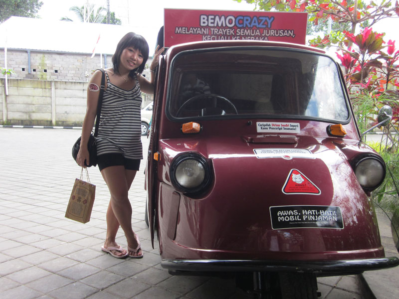 Modifikasi Unik Daihatsu Midget a.k.a Bemo