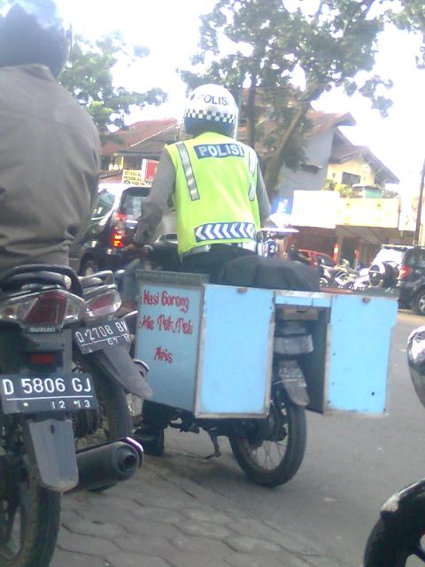 polisi jg Manusia