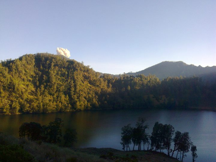 Jutaan Cahaya Ranukumbolo