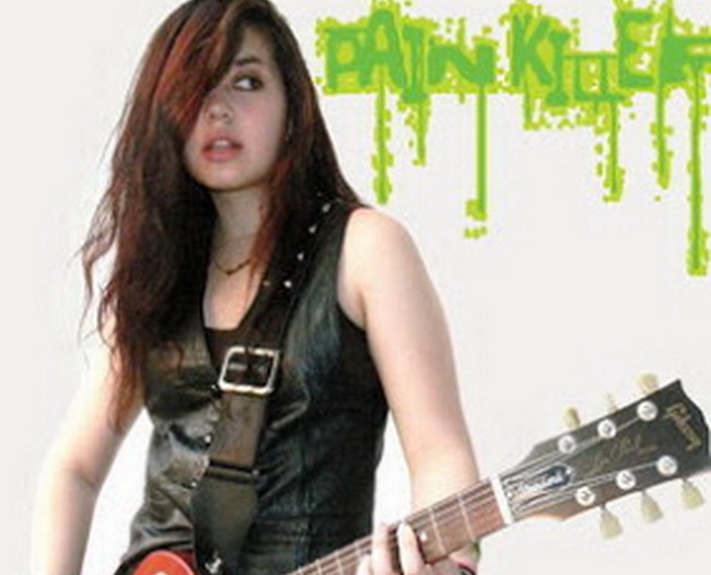 Gitaris Wanita di Indonesia