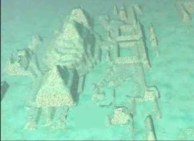 7 Peninggalan Misterius Di Dasar Laut