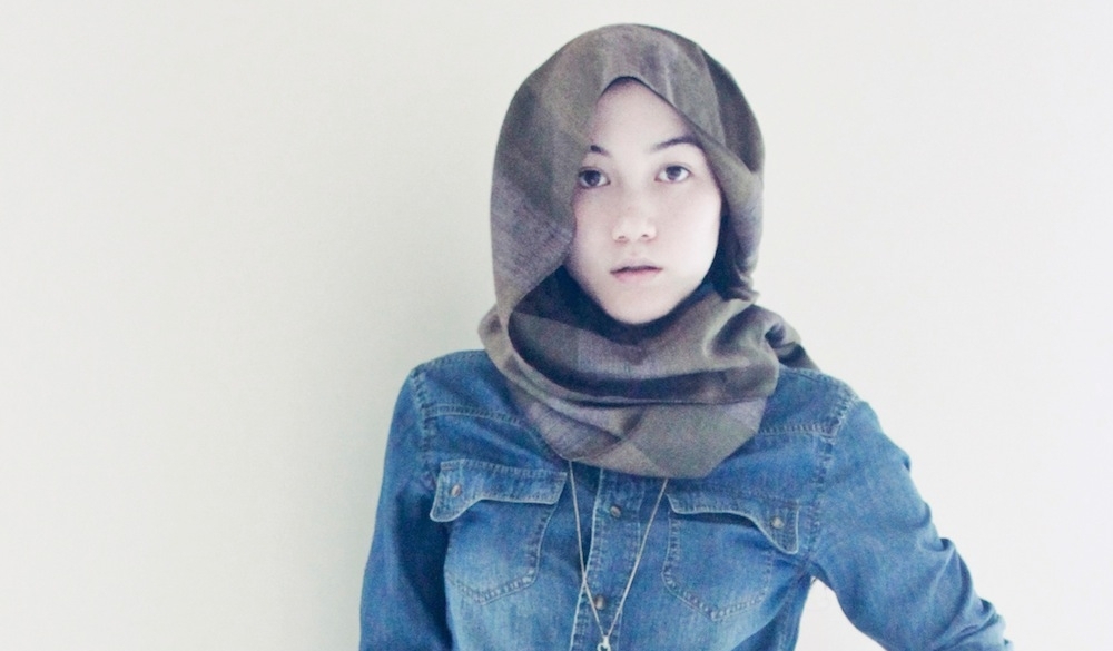 Kenalin Gan! Hana Tajima, Hijaber Cantik Blasteran Jepang Inggris