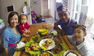 Berwisata dan Backpacker ke Luar Negeri lebih asyik dengan WithLocals