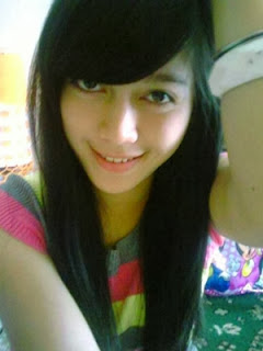 Pose berfoto Cewek paling Fenomenal &#91;HOT NO BB&#93;