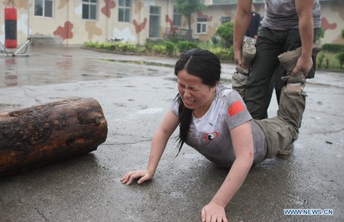 latihan EXTREME untuk jadi PENGAWAL PRIBADI.. mau coba ?