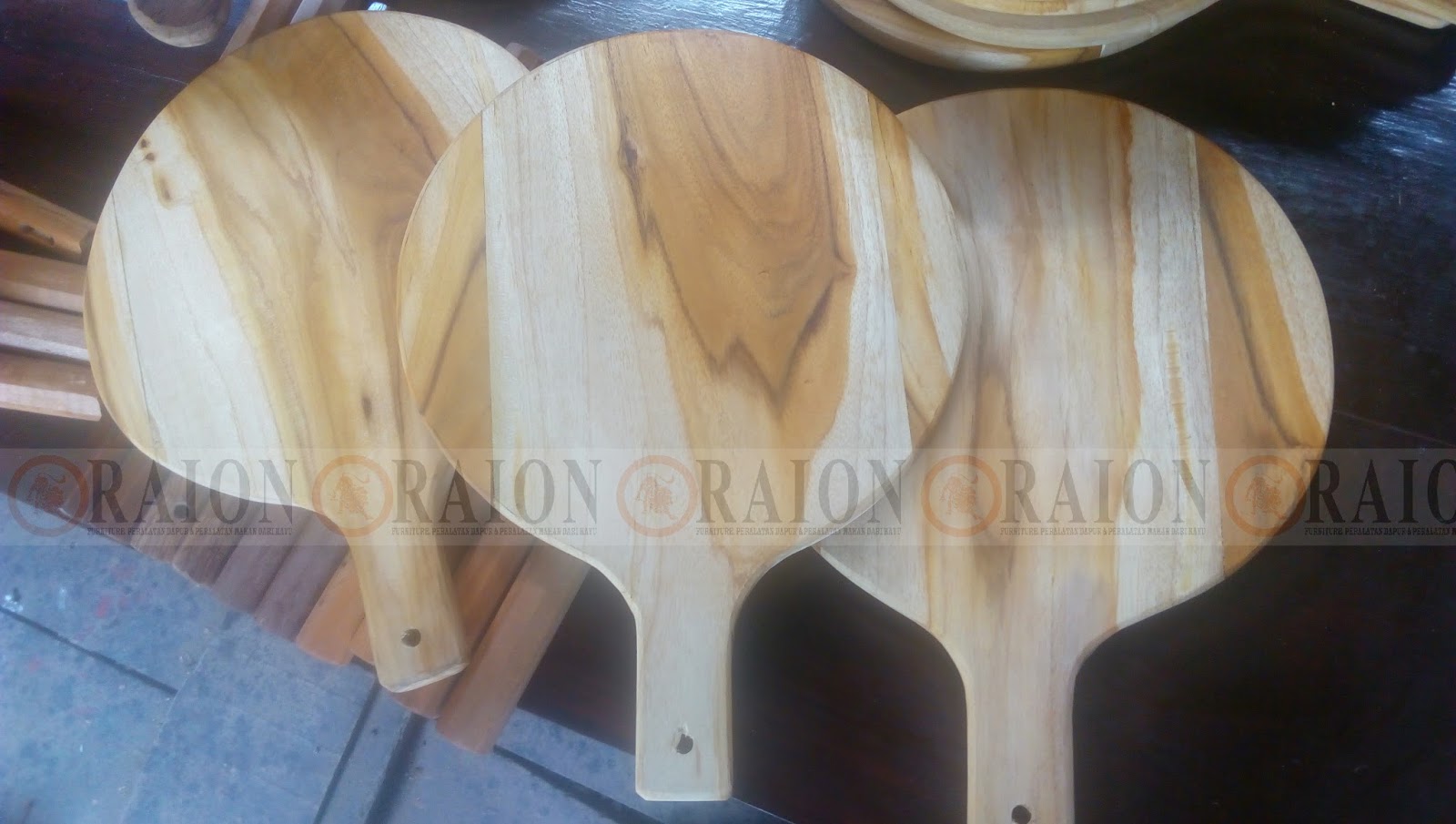Peralatan Makan dan Dapur Dari Kayu by: Raion Furniture