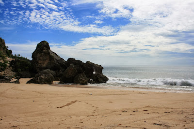 6 Pantai Indah Tersembunyi di Pulau Dewata Bali