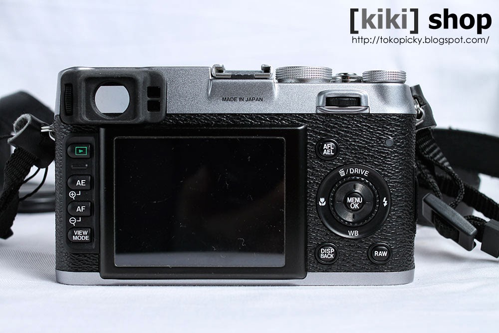 &#91;share&#93; behind the scenes foto produk Fuji X100 (yg lagi djual di bursa)