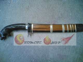 JUAL: KUKRI, GOLOK,MACHETE,PISAU LIPAT,PISAU LEMPAR,BELATI