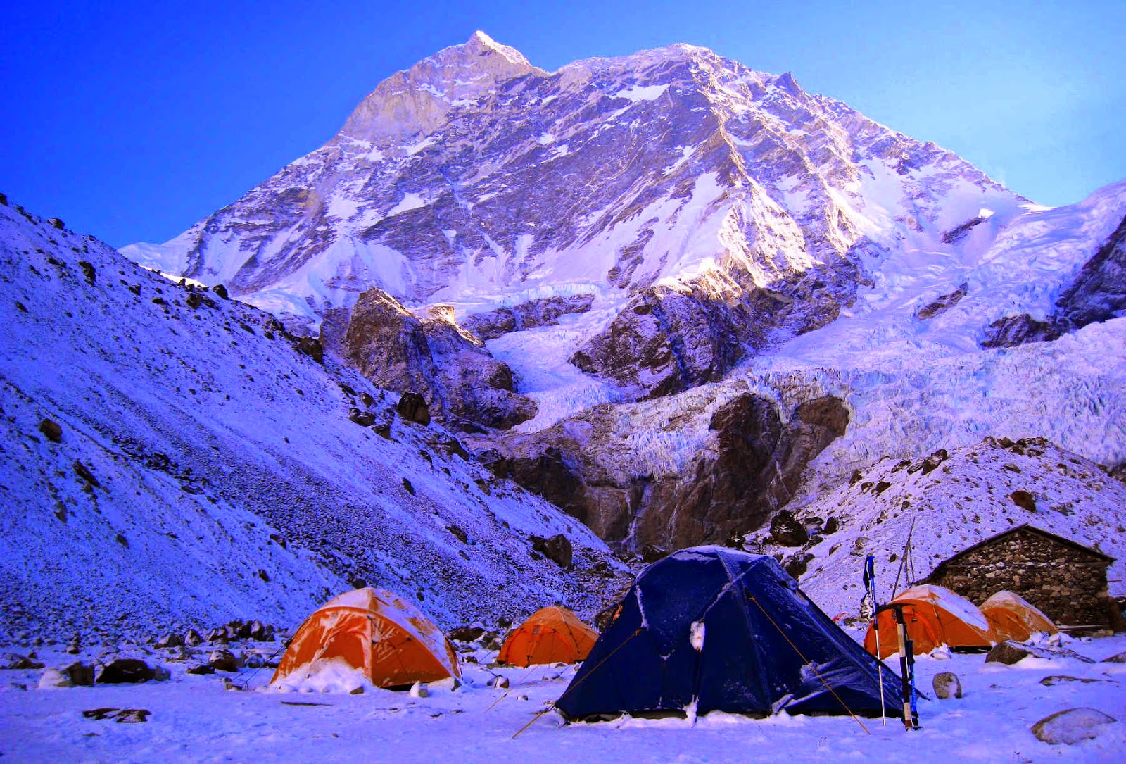 14 Gunung Paling Mematikan Didunia