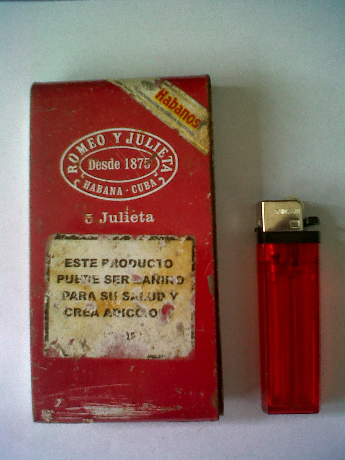 Tin Box Cerutu Romeo y Julieta