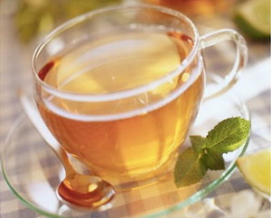 5 Minuman Segar Peramping Perut Saat Puasa