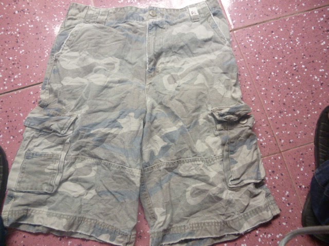Terjual CELANA PENDEK CARGO LORENG OLD 