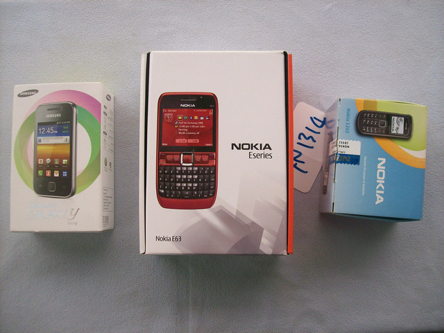 Jual Santai Samsung Galaxy Y + Nokia E63, Bonus Nokia 2012