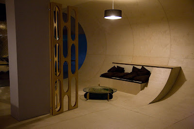 Rumah yang didalamnya bisa bermain Skateboard 