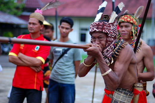 Pasukan Hantu dari Kalimantan yg di takuti belanda &#91;Must See&#93;