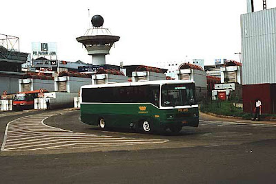 Foto Bus Jadul di Indonesia