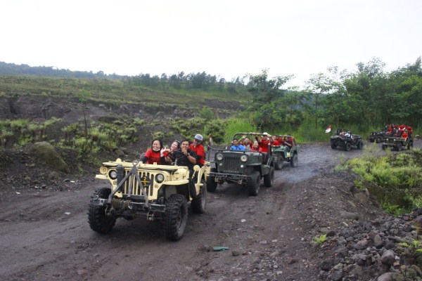 Offroad Lava Tour Merapi Berhasl Pikat Blogger Korea!