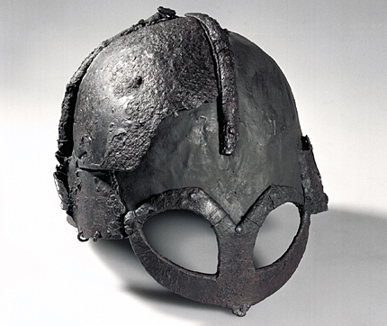 8-helm-bersejarah-yang-digunakan-untuk-perang-jaman-dulu