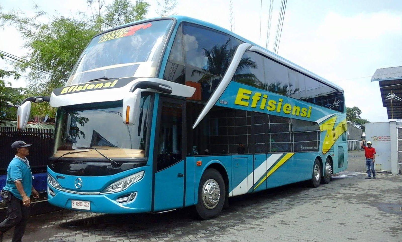 &#91;OM NAIK BUS YUK OM&#93; Ini Dia Bus-Bus Mewah Di Indonesia Yang Patut Agan Coba