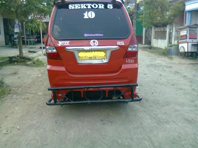 di-jakarta-avanza-jadi-angkot