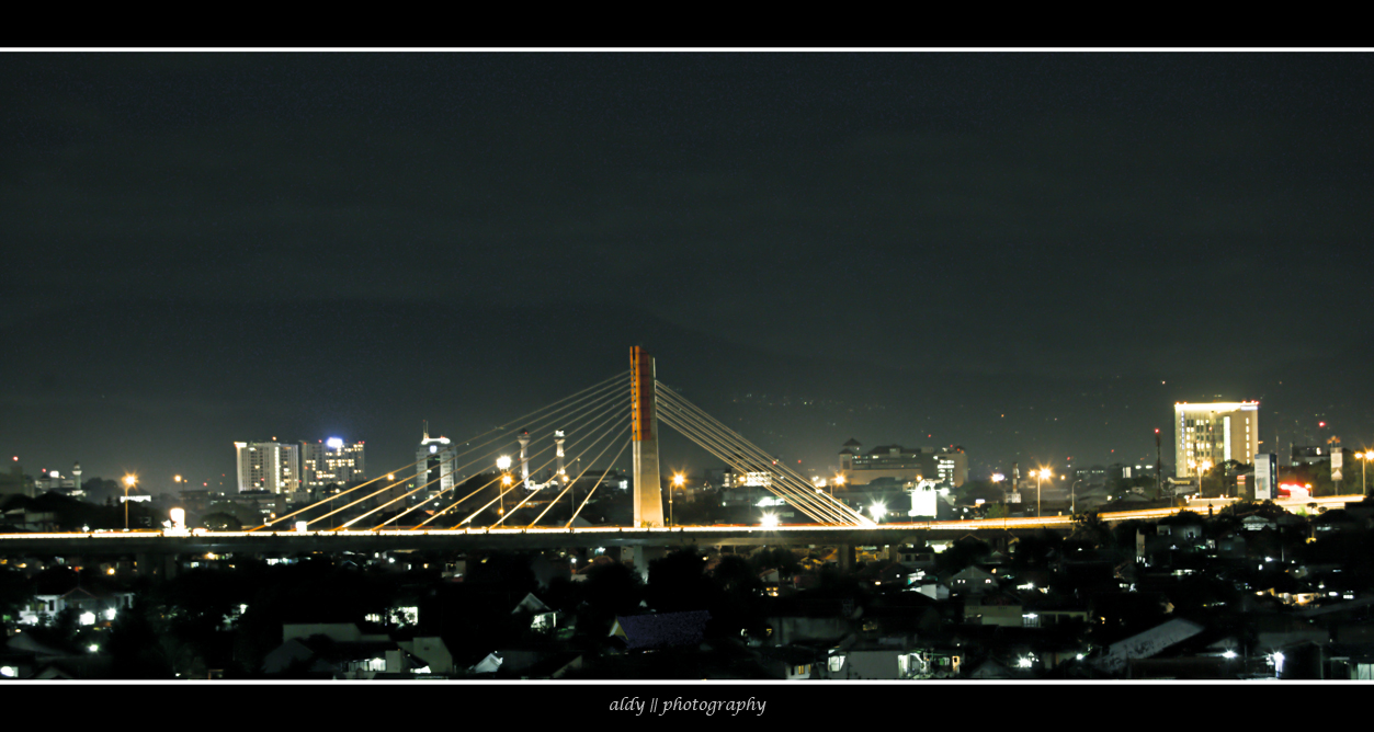 Heroes City of Indonesia Vs. Paris Van Java (Skyline) 2016