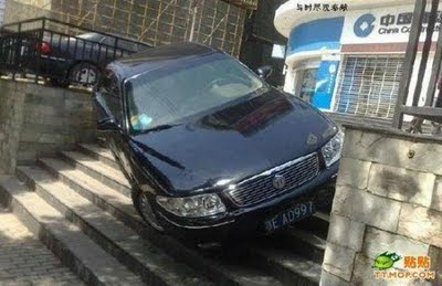 Cara Cara Parkir Yang Unik