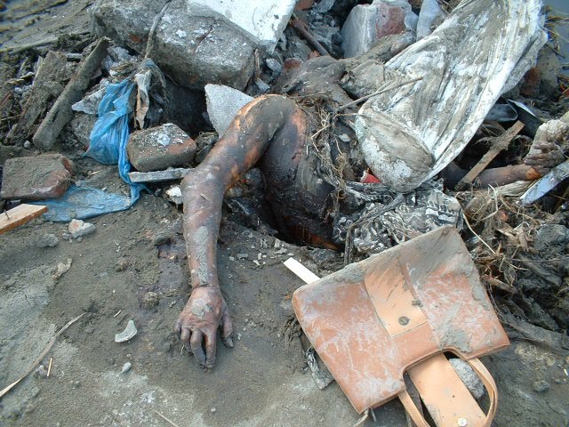 mengingat tragedi banda aceh dan sumatra