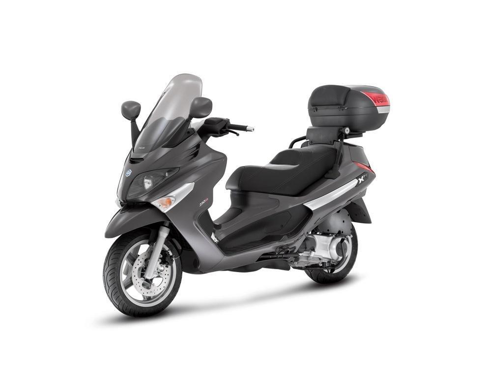 Terjual Piaggio X Evo / MP3 250, kl ada minta infonya ya gan :) | KASKUS