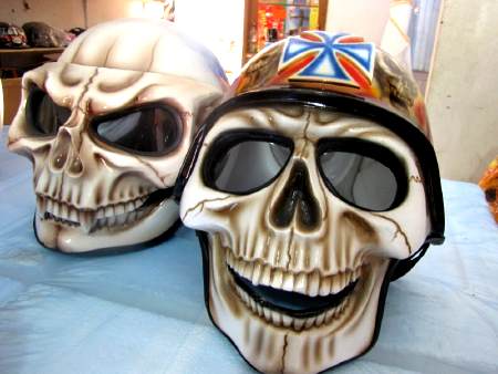 Beragam Design Unik Helm nih gan