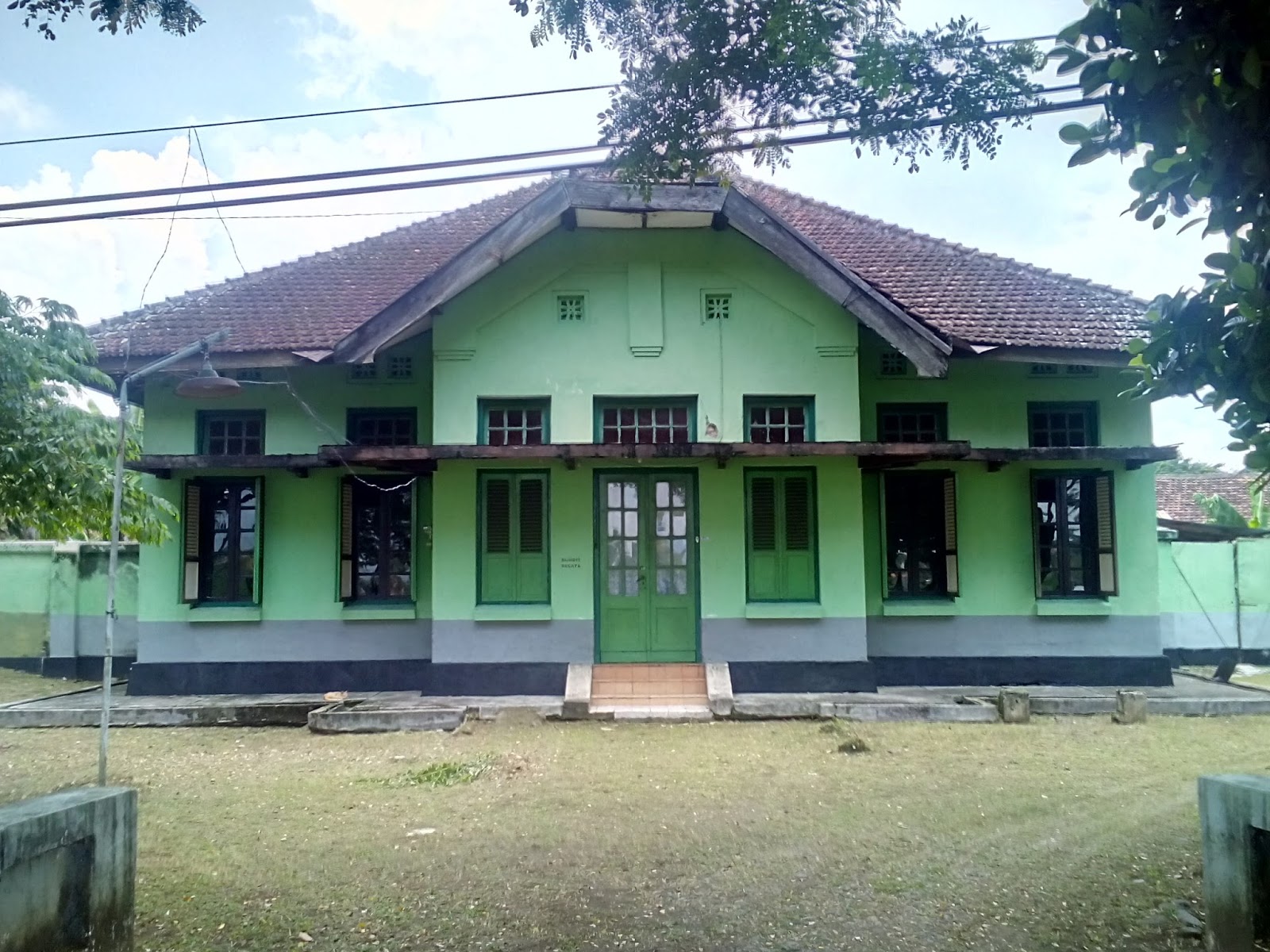 Rumah - rumah bergaya kolonial dari berbagai penjuru Indonesia (Pict