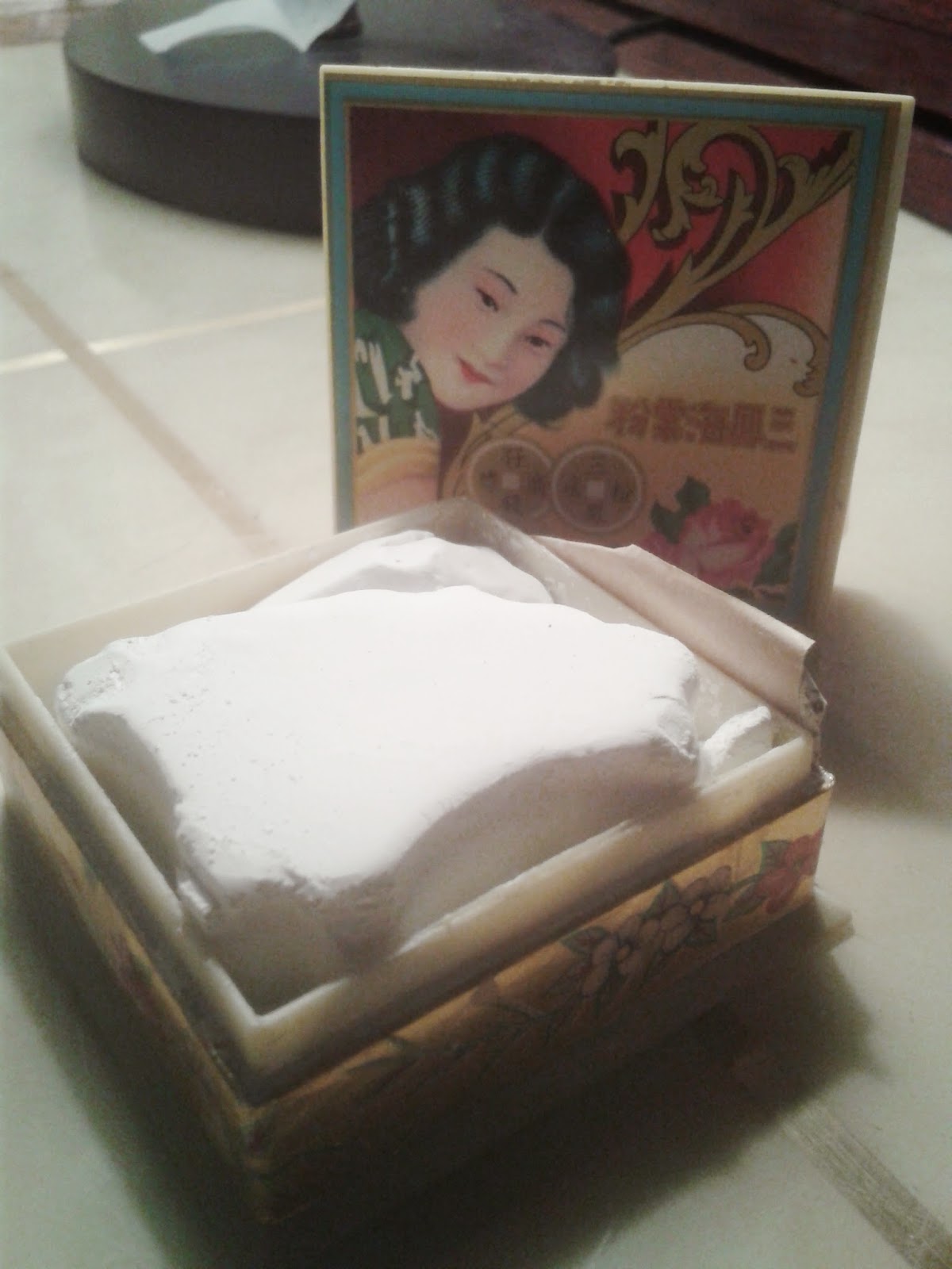 Ternyata Inilah Bahan-bahan yang Digunakan untuk Membuat Bedak Para Geisha di Jepang