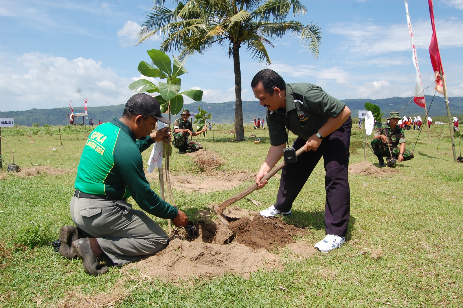 &#91;PIC+++&#93; Megawati : Program Sejuta Pohon-nya SBY Justru Merusak Lingkungan