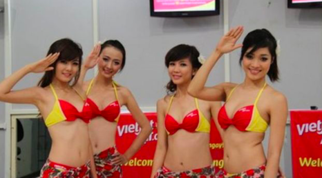 'Maskapai Bikini' Terbang ke Indonesia