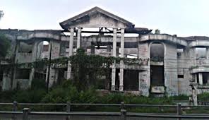 Fakta 3 Rumah Angker di Indonesia, Benarkah Angker?