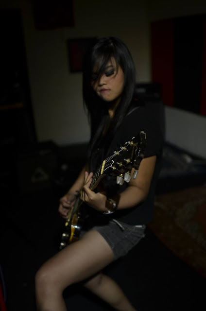&#91;Pict&#93; Gitaris Metal Cewek Indonesia. Rissa Geez - Aftercoma