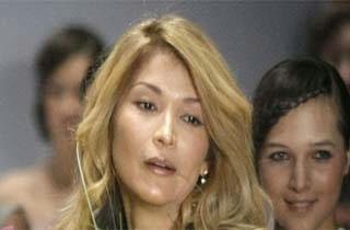 &#91;Sadis Gan&#93; Presiden Uzbekistan Pukuli Putrinya Yang Terlibat Korupsi