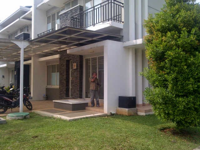 Dijual Rumah Hook di Central Park Grand Galaxy, Bekasi AG457