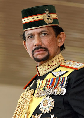 28 RAJA DAN RATU DUNIA YANG MASIH ADA SAAT INI
