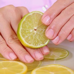 &#91;TIPS&#93; Membuat Kuku Mengkilap Dengan Bahan Mudah Di Dapat