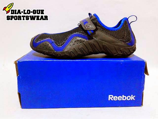 sepatu hiking reebok