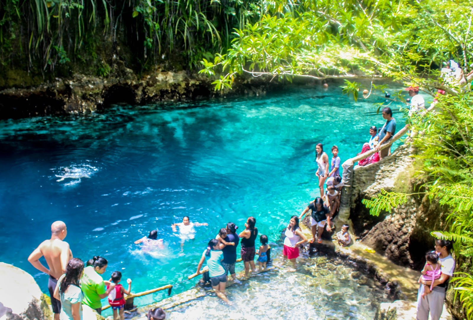 Hinatuan ! Sungai Indah Yang Tidak Memiliki Hulu