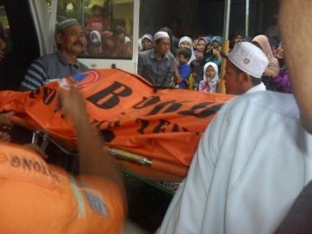 Anak tenggelam Di Sungai Pencongan Pekalongan, Jasad Ditemukan Di Jepara