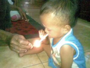  Fenomena Rokok di Indonesia (Balita, sampe anak SMA, dan sana saudaranya)