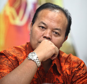 pemerintah-batal-bahas-kenaikan-dana-parpol-ical-nggak-masalah