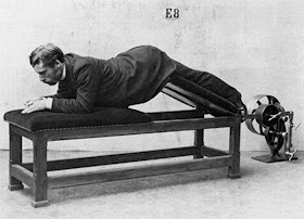 &quot;8 Alat Fitnes Jaman Dulu&quot;