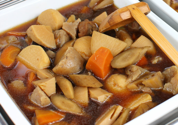 10 Makanan Orang Jepang Yang Pria Inginkan Dibuat Oleh Pasangannya